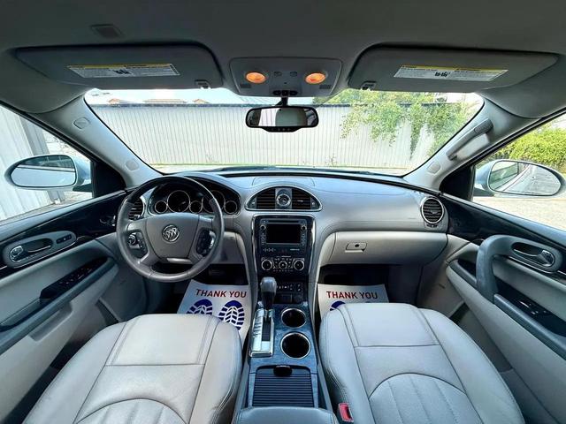 Photo of 2017 Quicksilver Metallic Buick Enclave