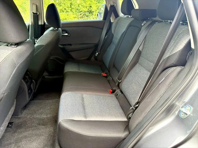 Photo of 2023 Gray Nissan Rogue