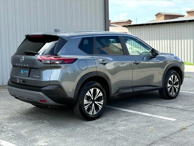 Photo of 2023 Gray Nissan Rogue