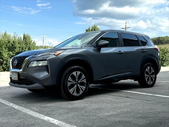 Photo of 2023 Gray Nissan Rogue