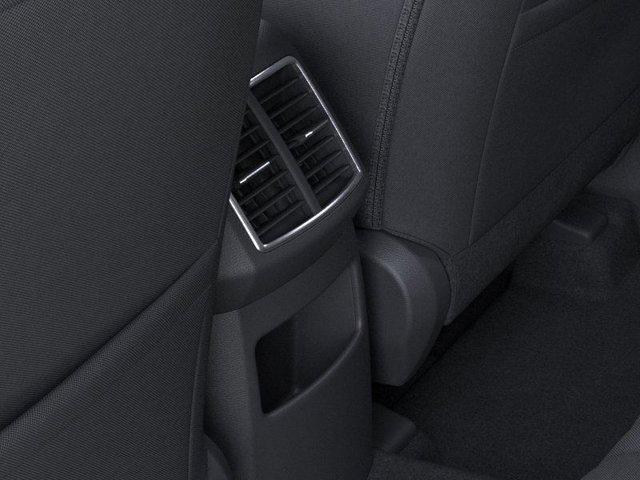 Photo of 2025 Snow White Pearl Kia Sportage