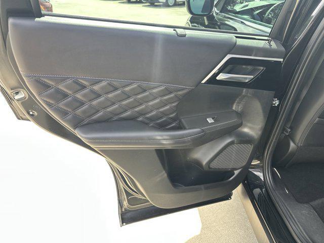 Photo of 2023 Black Mitsubishi Outlander PHEV