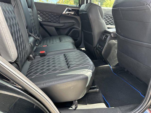 Photo of 2023 Black Mitsubishi Outlander PHEV