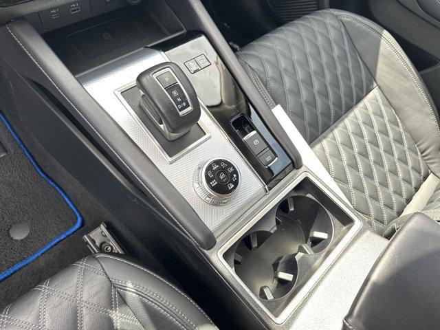 Photo of 2023 Black Mitsubishi Outlander PHEV