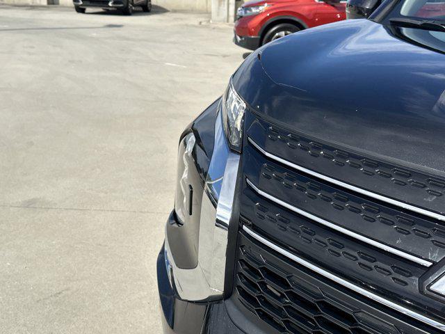 Photo of 2023 Black Mitsubishi Outlander PHEV