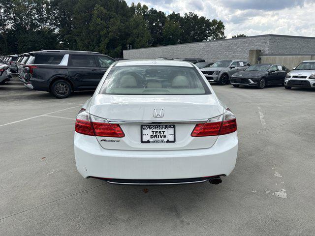 Photo of 2013 White Honda Accord