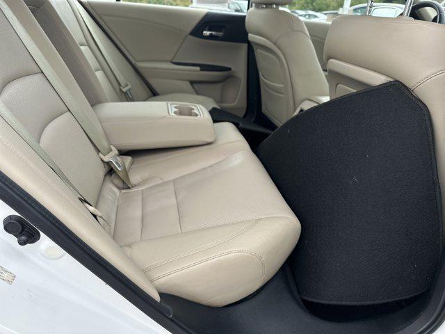 Photo of 2013 White Honda Accord