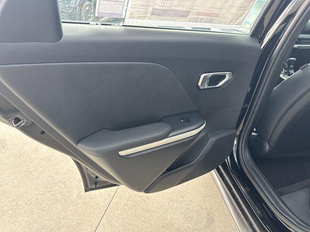 Photo of 2025 Aurora Black Pearl Kia K4