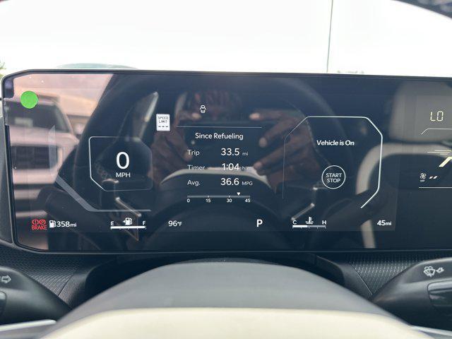 Photo of 2025 Aurora Black Pearl Kia K4
