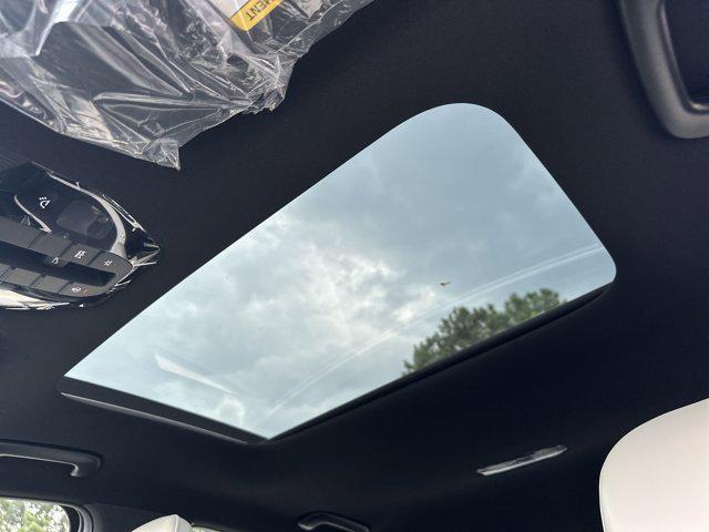 Photo of 2025 Aurora Black Pearl Kia K4
