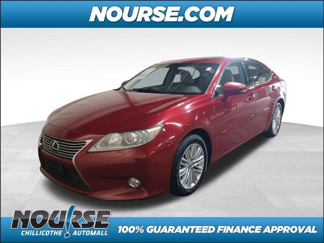 Photo of 2013 Red Lexus ES 350
