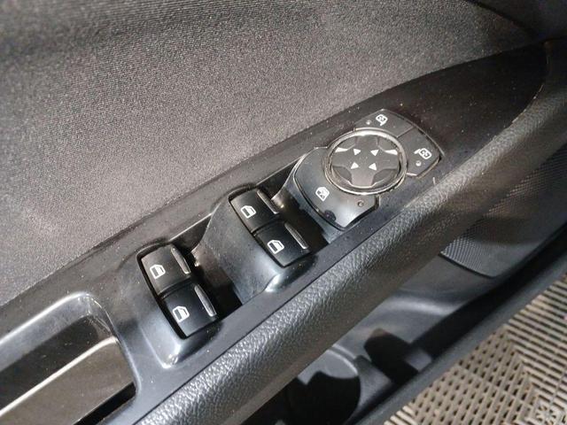 Photo of 2014 Tuxedo Black Metallic Ford Fusion