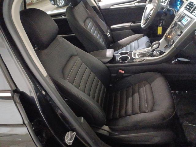 Photo of 2014 Tuxedo Black Metallic Ford Fusion