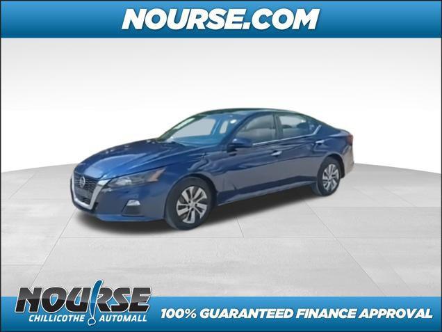Photo of 2022 Deep Blue Pearl Nissan Altima