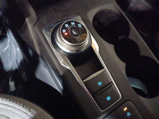 Photo of 2020 Agate Black Metallic Ford Escape