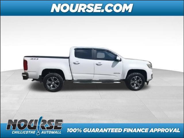 Photo of 2017 Summit White Chevrolet Colorado