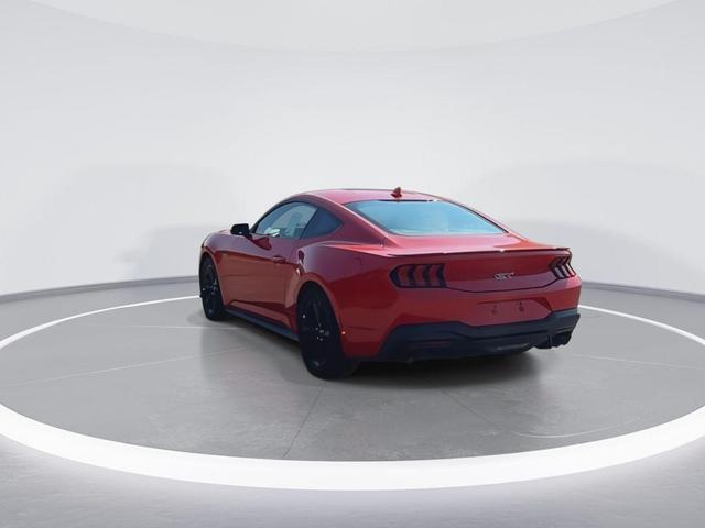 Photo of 2025 Race Red Ford Mustang