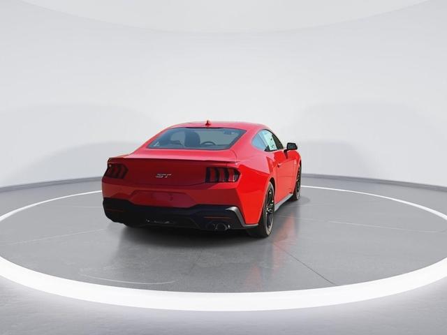 Photo of 2025 Race Red Ford Mustang