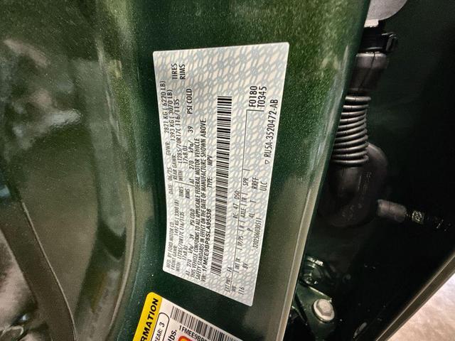 Photo of 2025 Eruption Green Metallic Ford Bronco