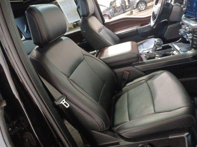 Photo of 2022 Agate Black Metallic Ford F-150
