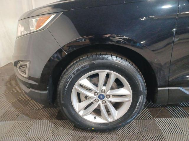 Photo of 2018 Shadow Black Ford Edge