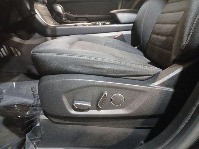 Photo of 2018 Shadow Black Ford Edge