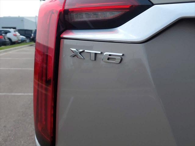 Photo of 2022 Latte Cadillac XT6