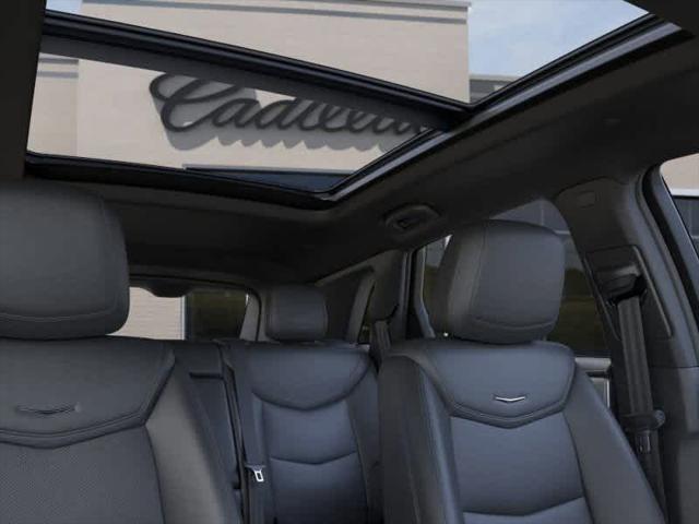 Photo of 2025 Crystal White Tri-Coat Cadillac XT5
