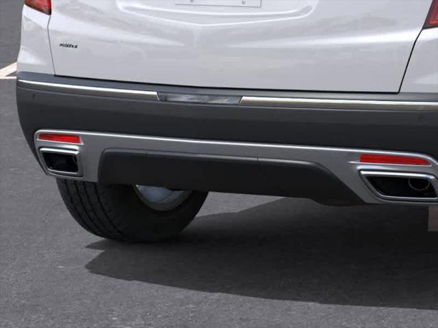 Photo of 2025 Crystal White Tri-Coat Cadillac XT5