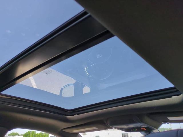 Photo of 2022 Stellar Black Metallic Cadillac XT5