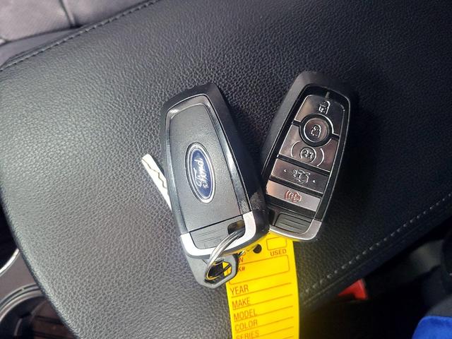Photo of 2019 Gray Ford Explorer