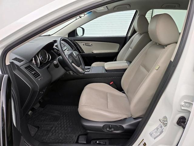 Photo of 2015 White Mazda CX-9