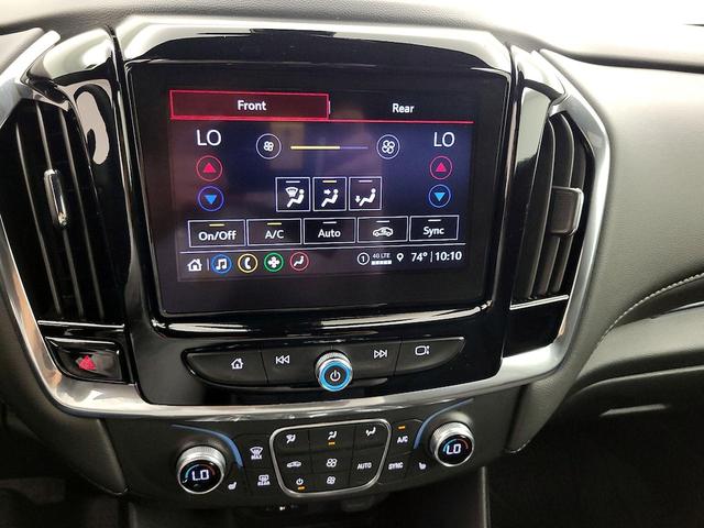Photo of 2023 Gray Chevrolet Traverse