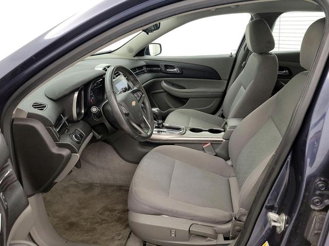 Photo of 2013 Blue Chevrolet Malibu