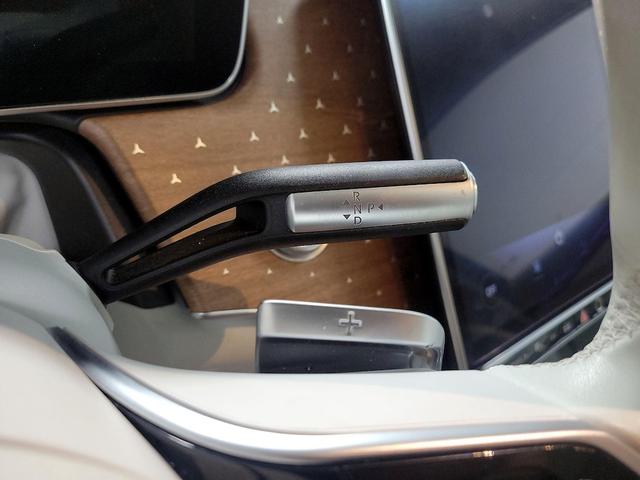 Photo of 2023 Blue Mercedes-Benz EQS 450+