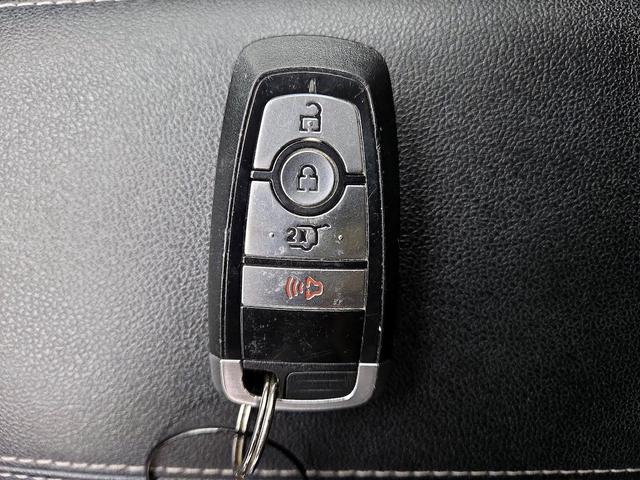 Photo of 2023 Gray Ford Escape
