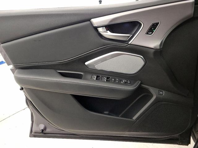 Photo of 2020 Gray Acura RDX