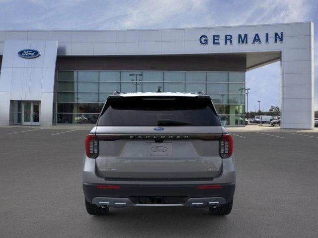 Photo of 2025 Carbonized Gray Metallic Ford Explorer