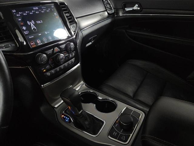 Photo of 2021 Bright White Clearcoat Jeep Grand Cherokee