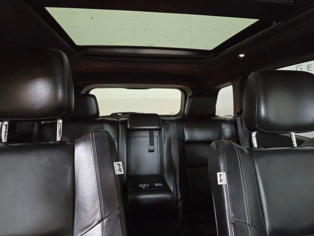 Photo of 2021 Bright White Clearcoat Jeep Grand Cherokee
