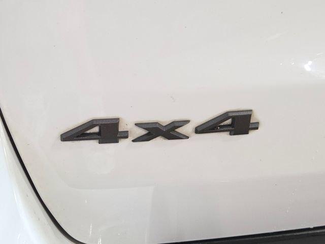 Photo of 2021 Bright White Clearcoat Jeep Grand Cherokee