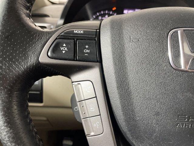 Photo of 2014 Dark Cherry Pearl Honda Odyssey