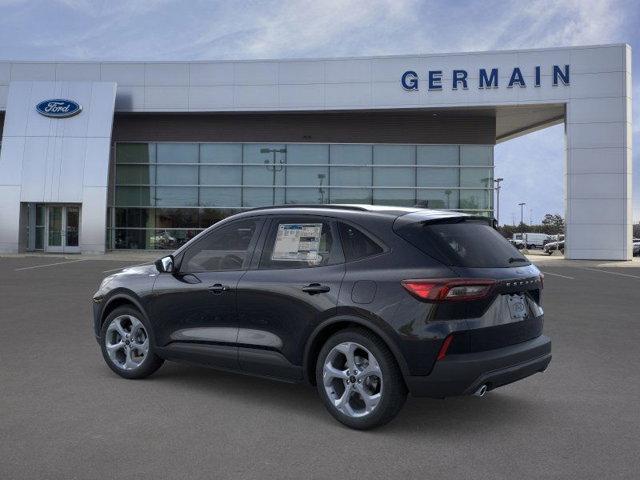 Photo of 2025 Agate Black Metallic Ford Escape