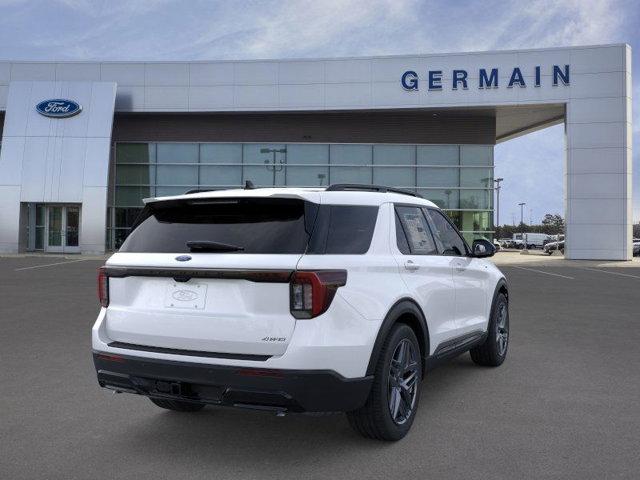 Photo of 2025 Star White Metallic Tri-Coat Ford Explorer