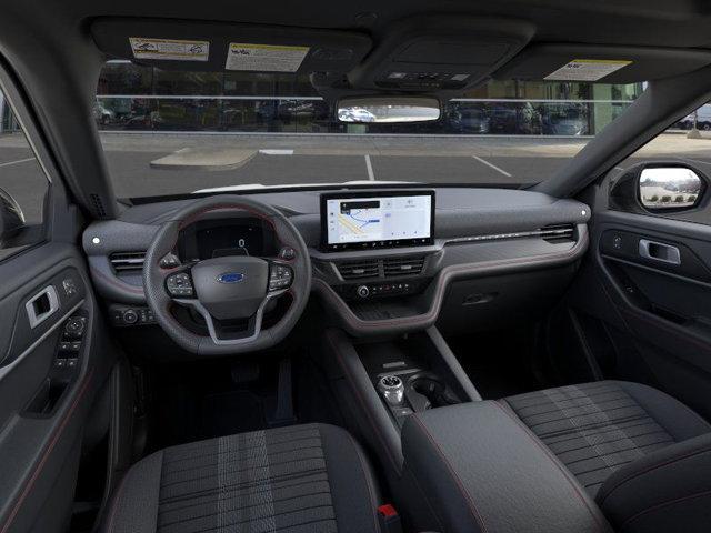 Photo of 2025 Star White Metallic Tri-Coat Ford Explorer