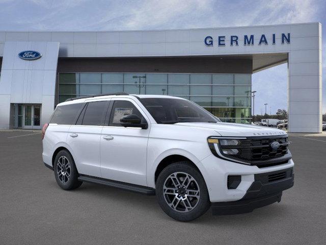 Photo of 2025 Space Silver Metallic Ford Expedition