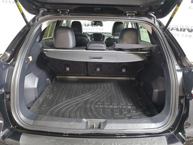 Photo of 2024 Crystal Black Pearl Subaru Crosstrek