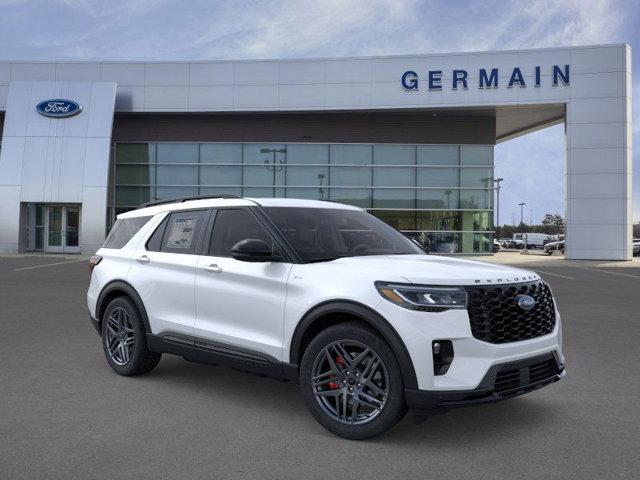 Photo of 2025 Star White Metallic Tri-Coat Ford Explorer
