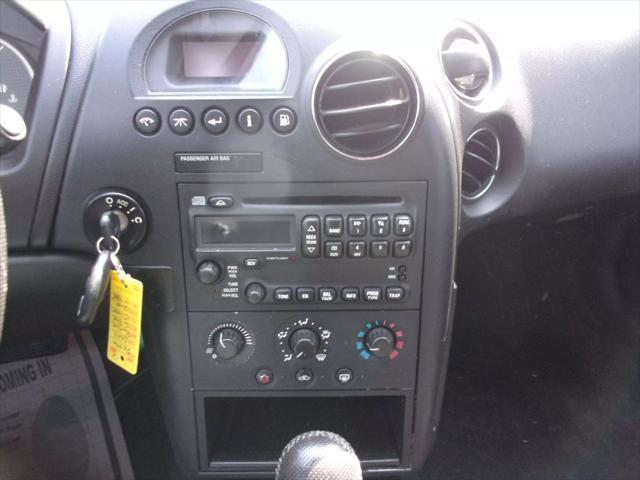 Photo of 2007 Liquid Silver Metallic Pontiac Grand Prix