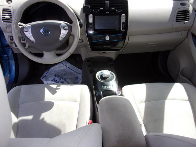 Photo of 2014 Blue Ocean Nissan Leaf